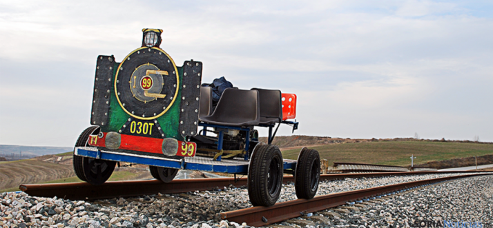 Un trempujo, vehículo alternativo para las líneas del tren. / ontime.es 