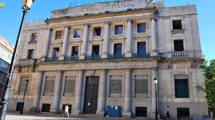 Facahada prinicipal del edificio. / SN