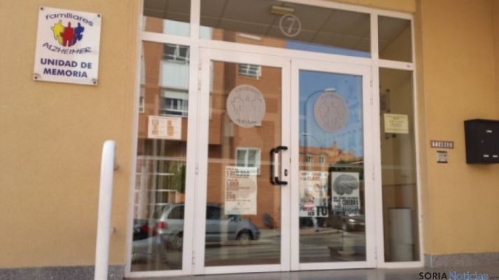 Fachada del Centro Alzheimer en Soria