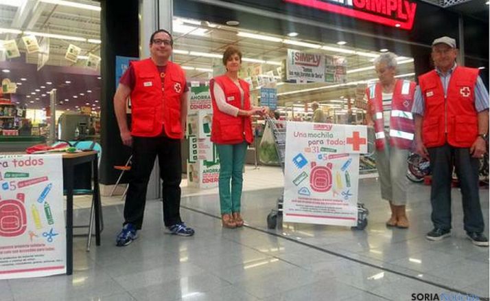 Voluntarios de Cruz Roja Soria este sábado.