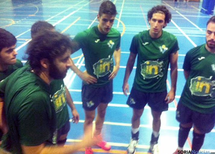 Sevillano, dando instrucciones en Barbastro.