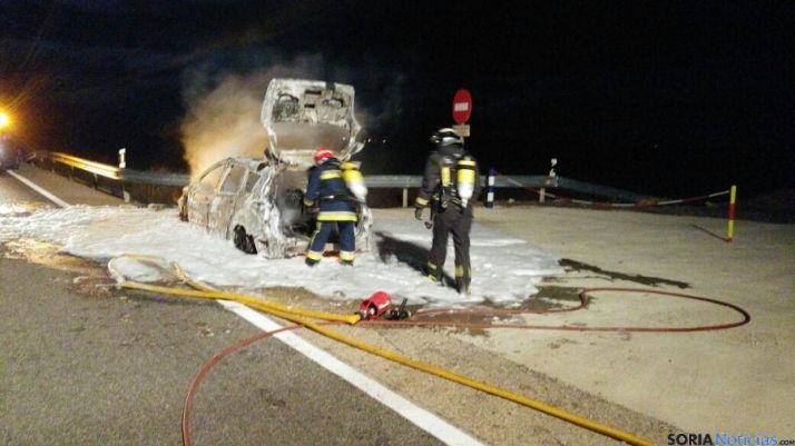 Bomberos de Ólvega en una intervención./SN