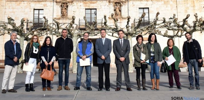 Alumnos, docentes y responsables del curso.