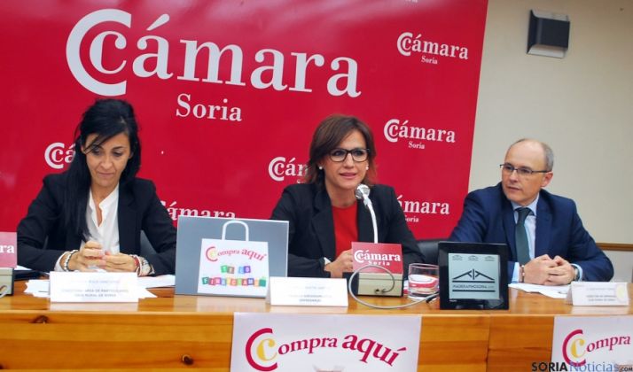 Sanz, (izda.), Martín y Tierno este martes en la Cámara./SN