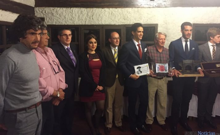 Entrega y velada de los trofeos taurinos/SN