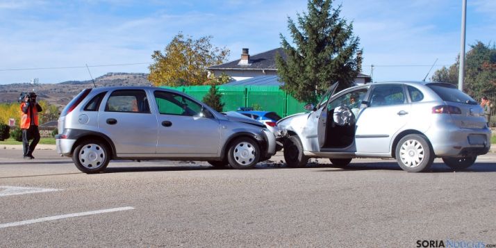 El lugar del accidente con los vehículos involucrados./SN