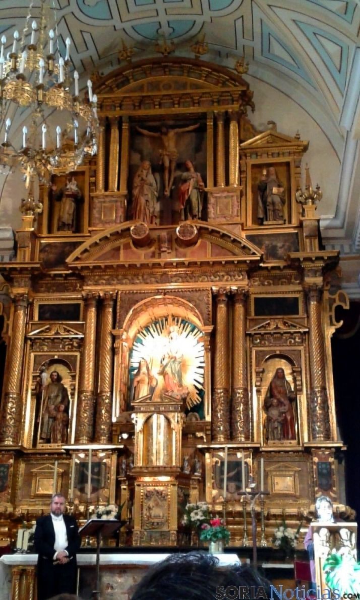 Ágreda vivió un emotivo acto protagonizado por las figuras de Sor María y de Santa Teresa.