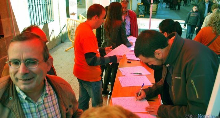 De Lózar, (izda.) en la mesa de C´s este sábado. / SN