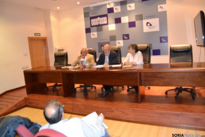 Presentación II Seminario La palabra vestida