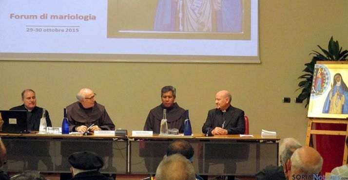 Jiménez Zamora (dcha.) en una de las ponencias. /GTSMJ