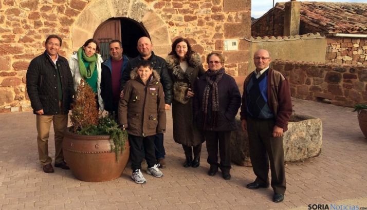 Martínez (izda.) hoy en Alcubilla de las Peñas.