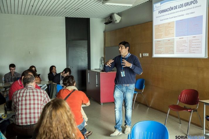 El director del colegio, Óscar Abellón