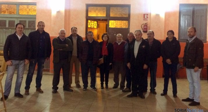 Angulo, (ctro.) en Quintana Redonda este martes.