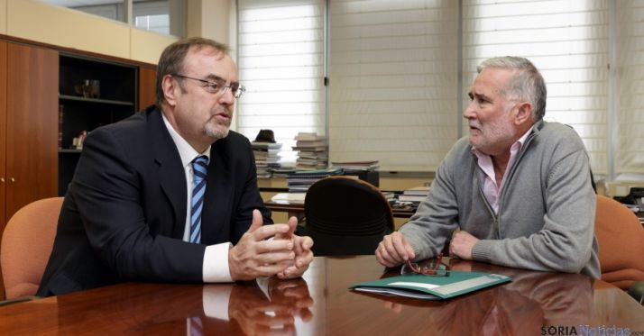 Los dos consejeros de Educación este martes./Jta