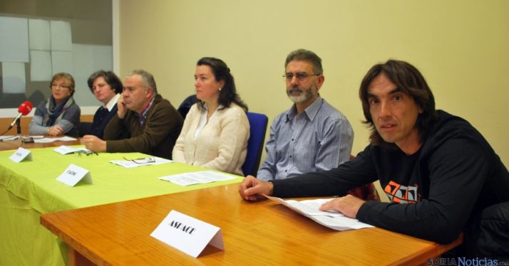 Representantes de los colectivos redactores del manifiesto. / SN