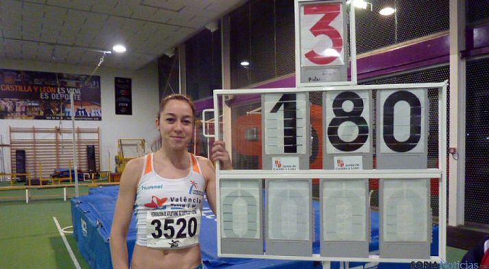 Raquel Álvarez, con una de sus marcas.