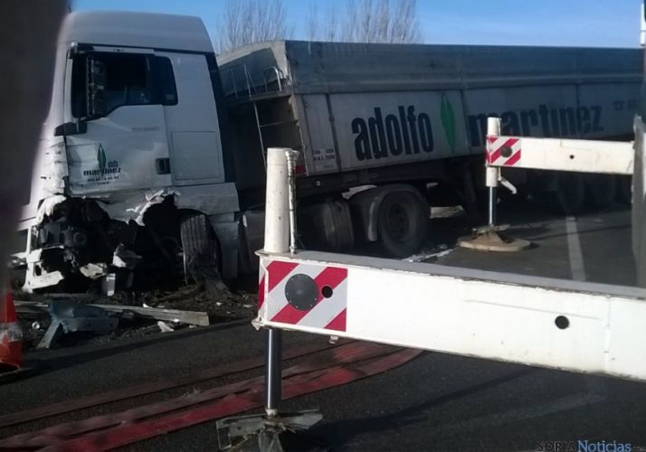 Imagen de la retirada del vehículo./SN