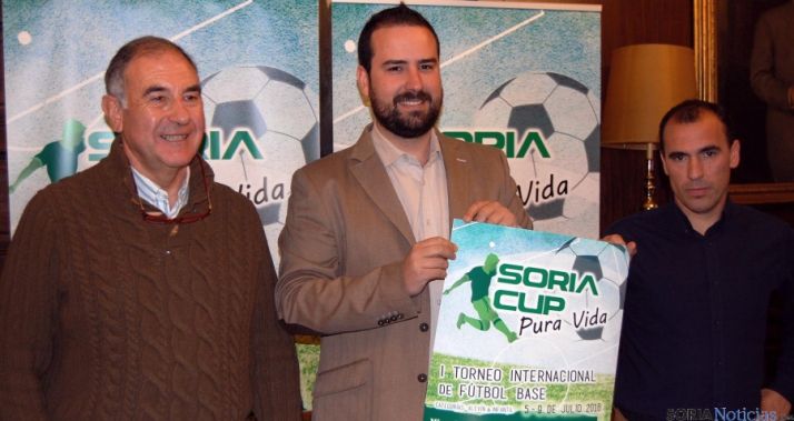 Calvo, (izda.), Hernández y Herrero este lunes. / Ayto.