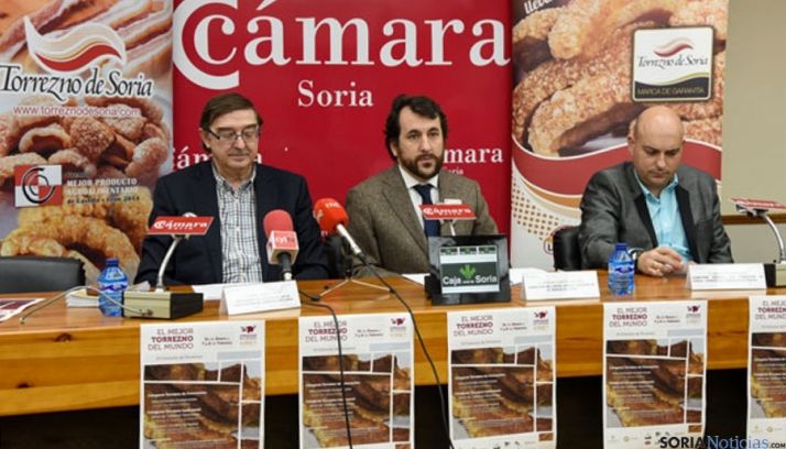 Un momento de la presentación del certamen El mejor torrezno del mundo. / SN