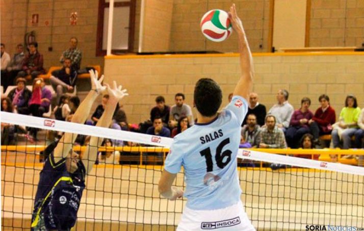 El equipo juega fuera de Los Pajaritos.