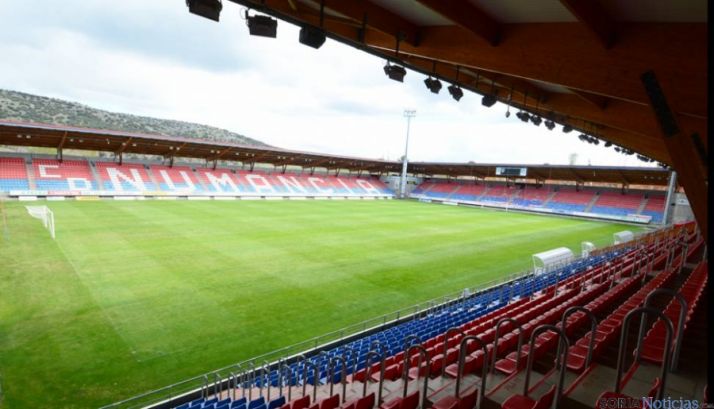 Los Pajaritos tiene un aforo para 9.000 espectadores.