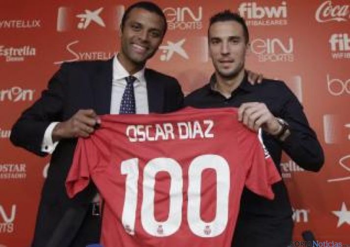 Óscar Díaz, en su presentación con el Mallorca.