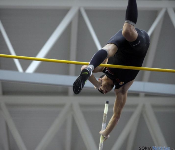Dominio de los combineros del CAEP en el Regional de Valladolid