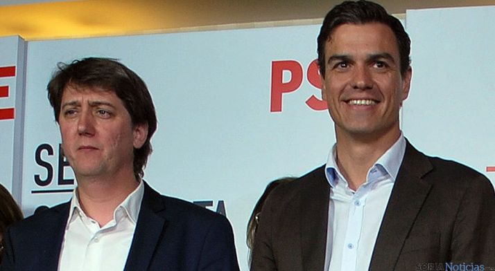 Martínez (izda.) en la visita de Pedro Sánchez a Soria el pasado abril. / SN