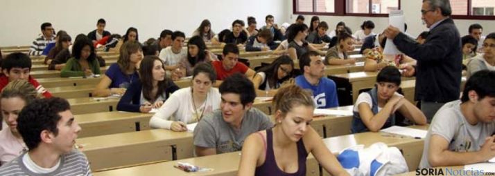 Los universitarios pueden solicitar dos tipos de ayuda.