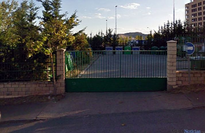 Entrada al punto limpio./GM