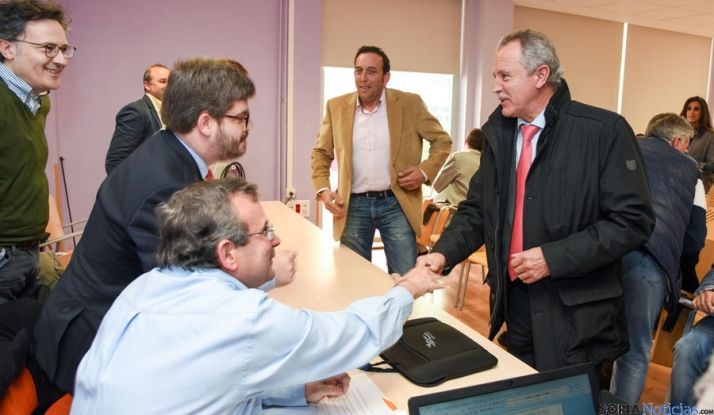 De Miguel saluda al coordinador de Ciudadanos en Soria.