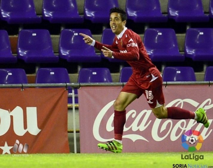 El Zaragoza se mete en la pelea por el ascenso.
