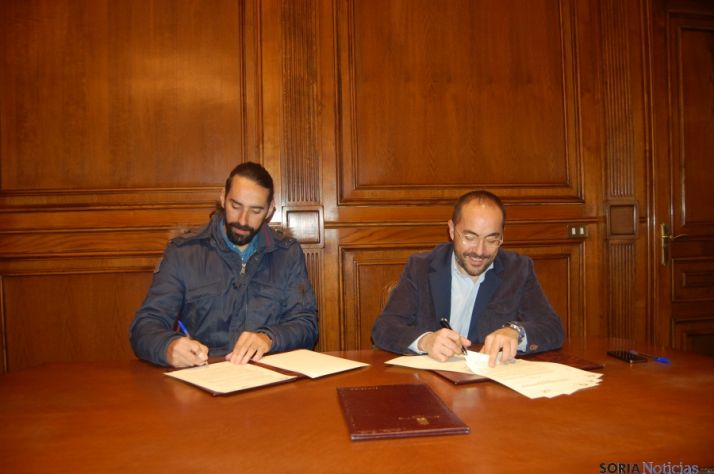 Enrique Márquez y Luis Rey.