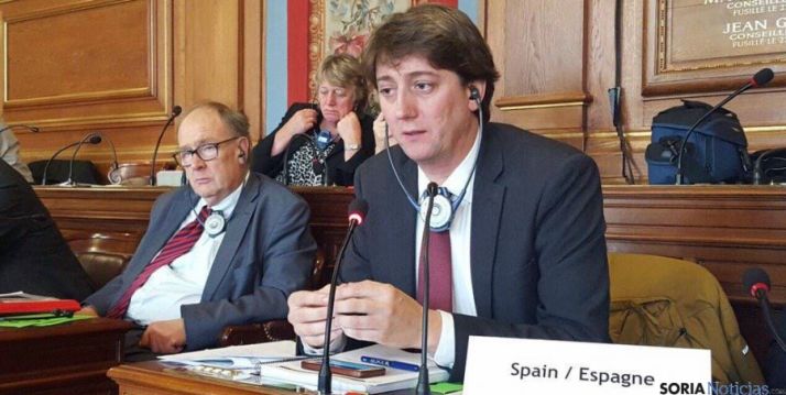 El alcalde, en una internvención del Consejo de Municipios y Regiones de Europa.