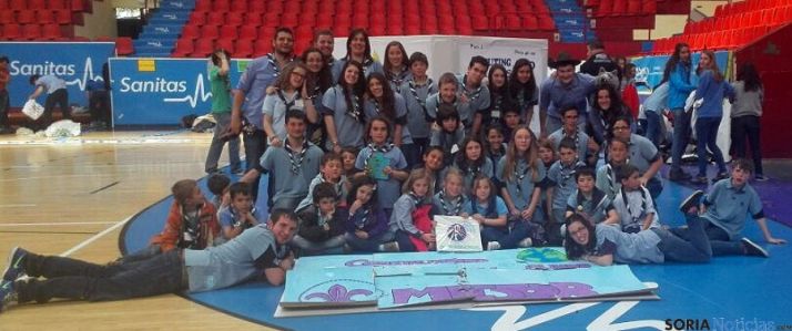 Miembros del Scout Doce Linajes.