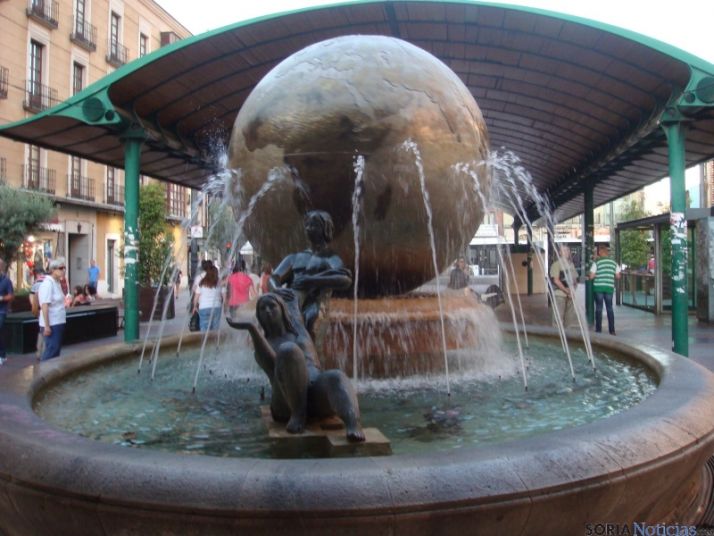 Escultura de Jíménez en Valladolid