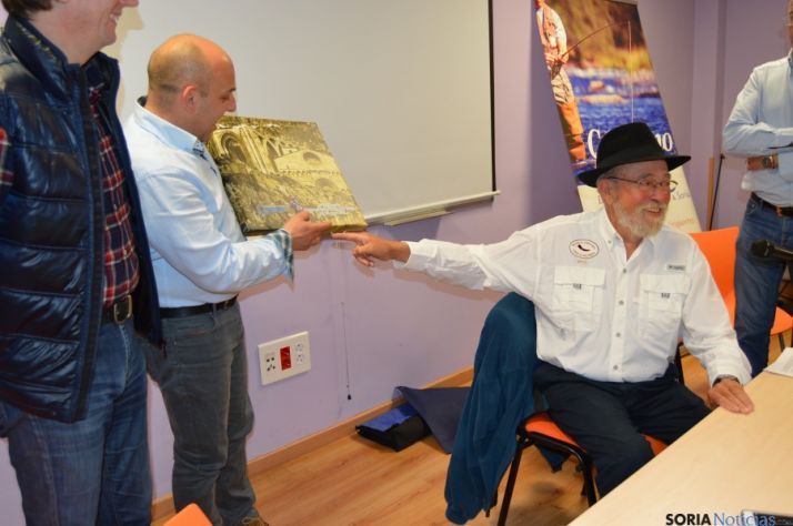 El pregón del XIV Campano Soria une la pesca con la poesía y Machado