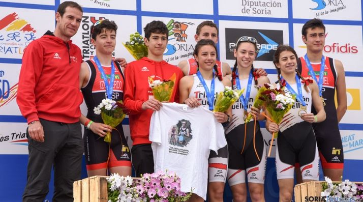 Los deportistas recuerdan a María García. / SN