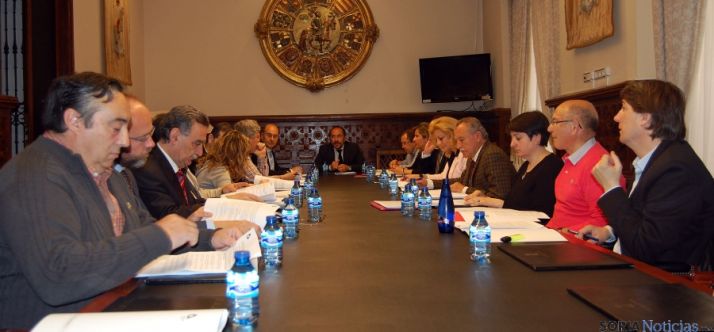 El Consejo Económico y Social reunido este lunes en la Diputación. / Dip.