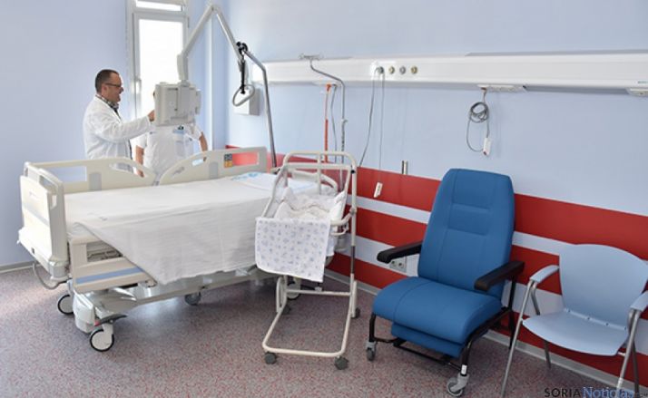 Una de las habitaciones del hospital de Santa Bárbara. / SN