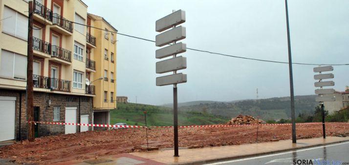 El solar este viernes tras la demolición./SN