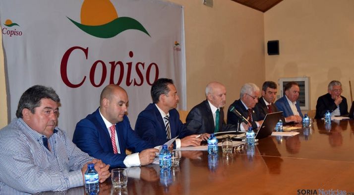 Mesa presidencial de la asamblea este viernes./SN