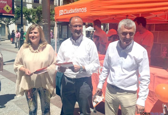 Morales, Fuentes y Alonso este lunes.