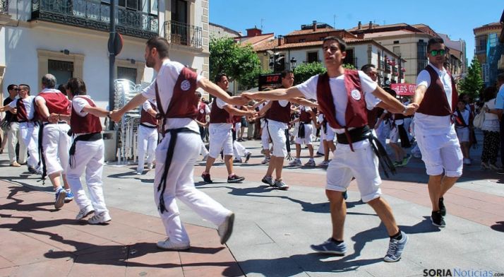 Una peña el Domingo de Calderas./SN