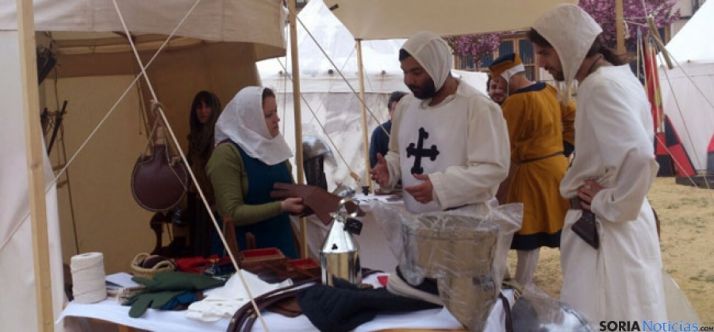 Recreación medieval en Ágreda por los deposorios de Jaime I y Leonor./ Archivo