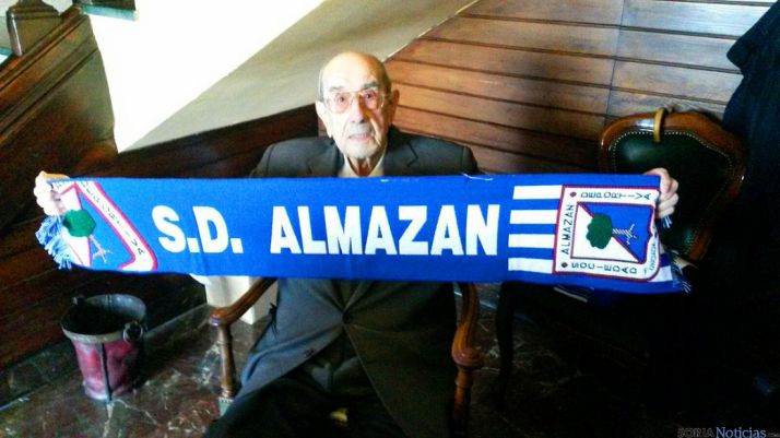 El centenario hostelero fundó la SD Almazán.