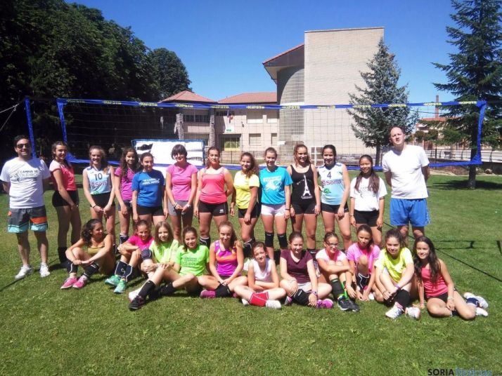 Participantes en el campus.