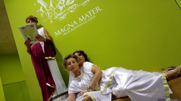 Belleza y arte en la velada nocturna. MA