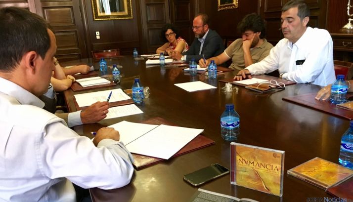 La reunión sobre el evento entre las distintas partes implicadas. / Ayto.