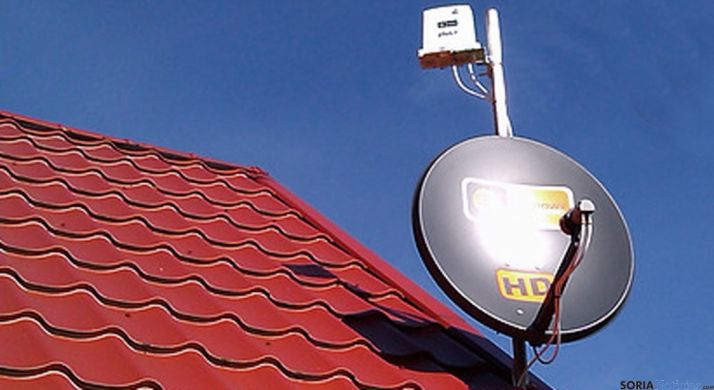 Antena para internet vía satélite./SN